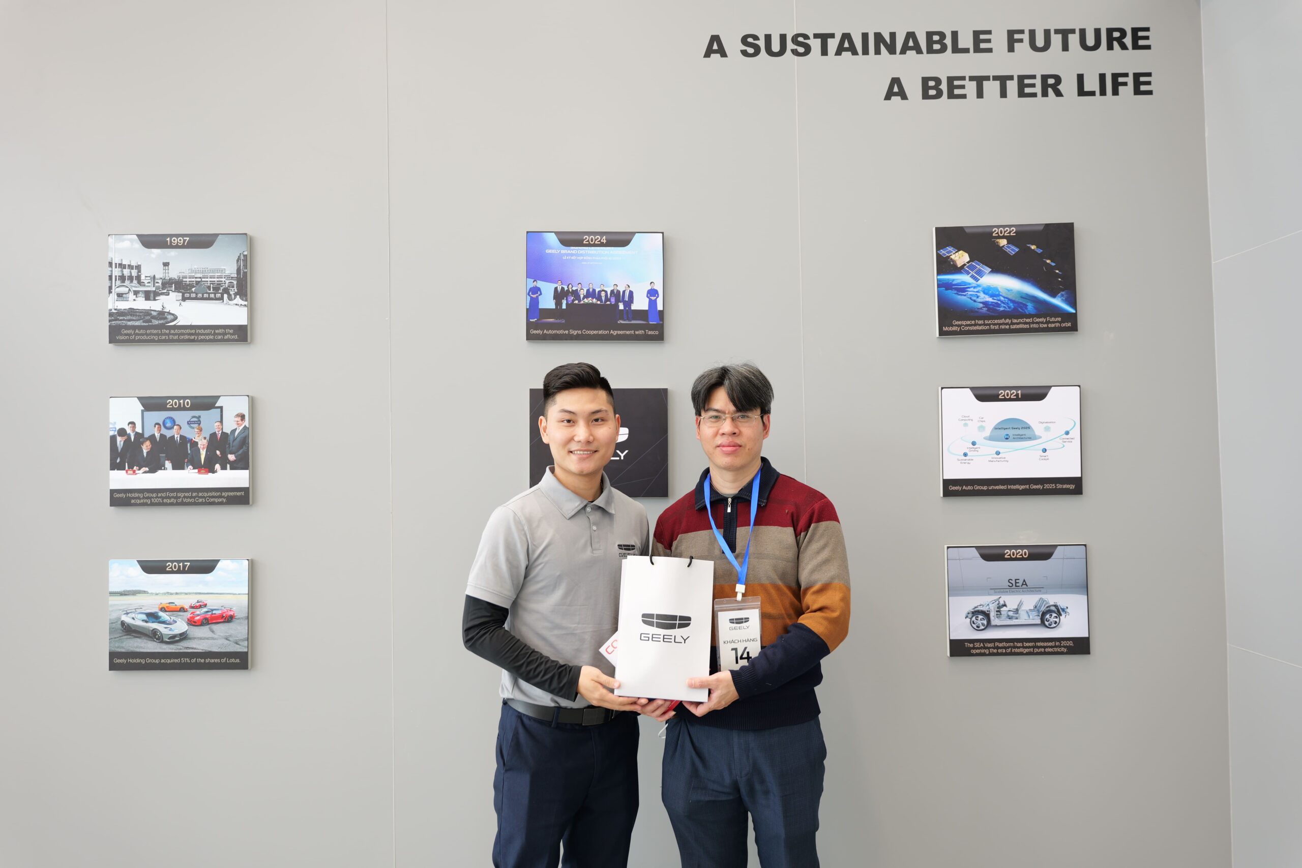 Những món quà độc quyền Geely Quảng Nam tri ân khách hàng 